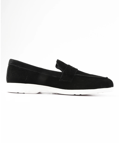 Khaas in Black