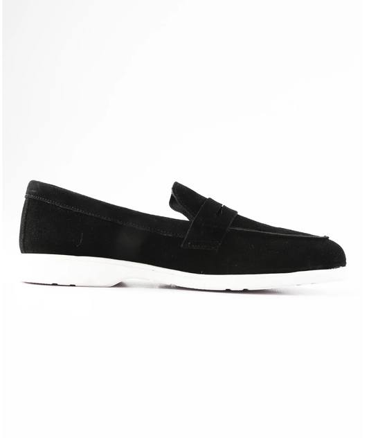 Khaas in Black