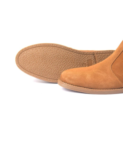 Valor in Camel - Suede